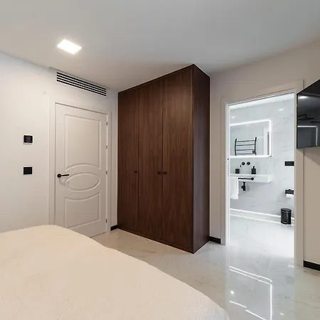 Apartment Crown Of La Concha Beach