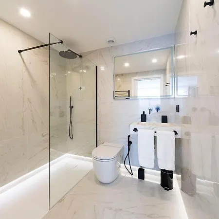 Crown Of La Concha Beach Apartment *